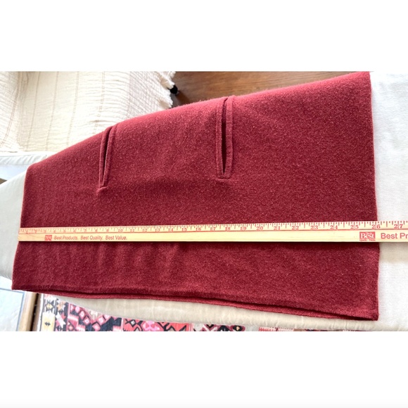 GARNET HILL Oversized Turtleneck Cashmere/Wool Blend Sweater in Goji Berry - S - Picture 10 of 12